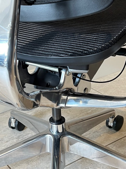 HOOD i29 All Mesh TASK CHAIR in Black