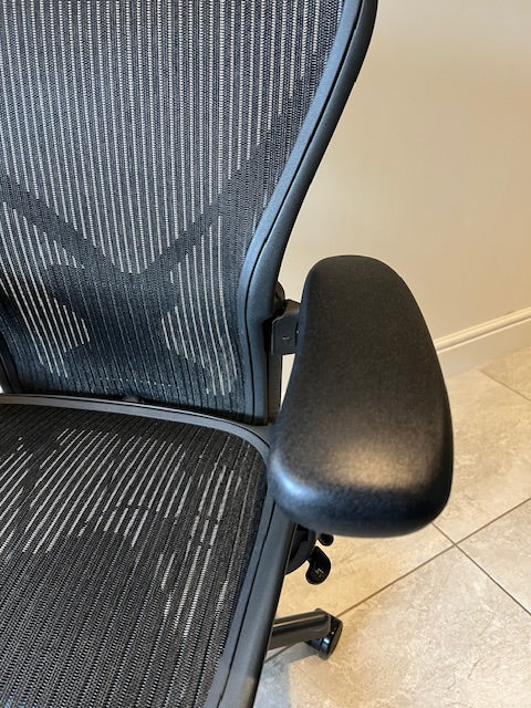 Herman Miller Aeron Posturerfit Size B in Black - Refurbished