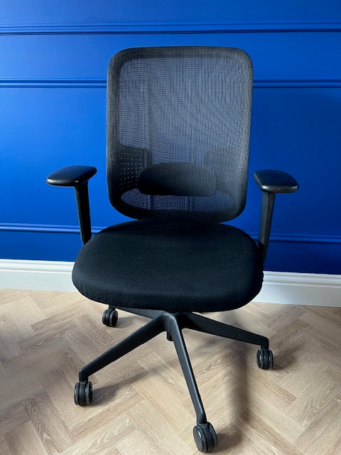 Refurbished Orangebox Do Task Chairs in Black